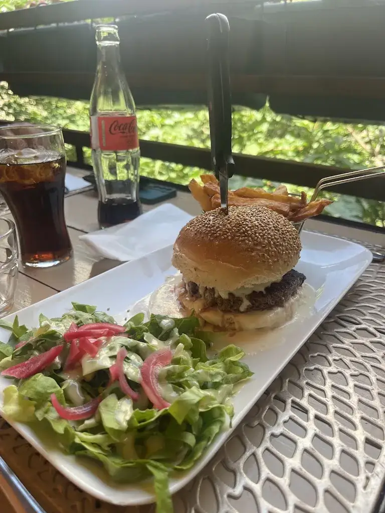 Alicia Coppa_Le Bistrot_Marseille_review