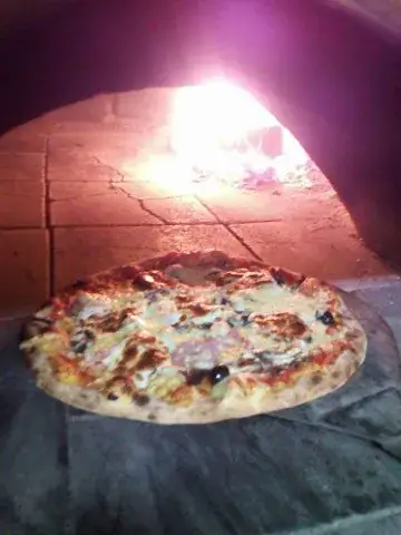 Rosso Henri_Marseille_slider_image_3