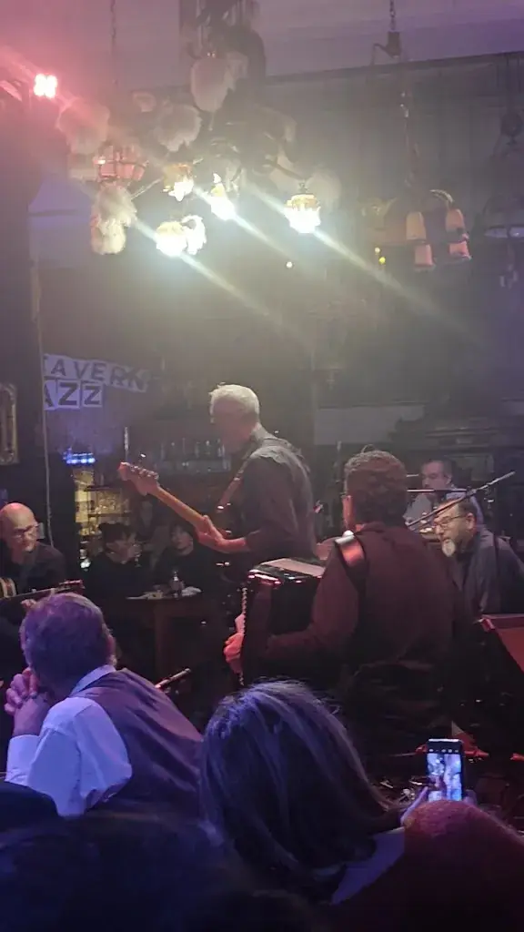 M'cmarco_La caverne Jazz_Marseille_review