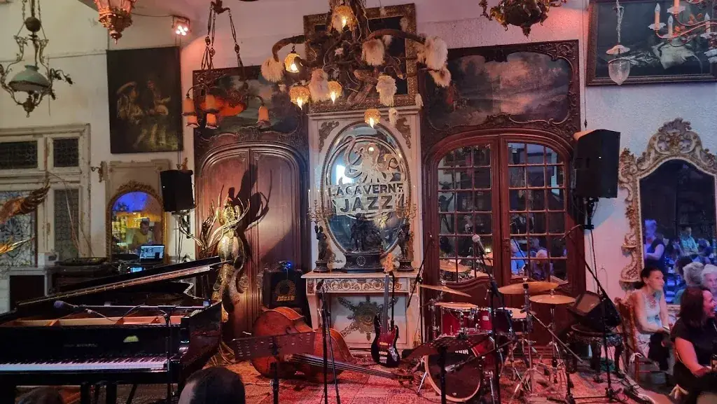 La caverne Jazz_Marseille_slider_image_3