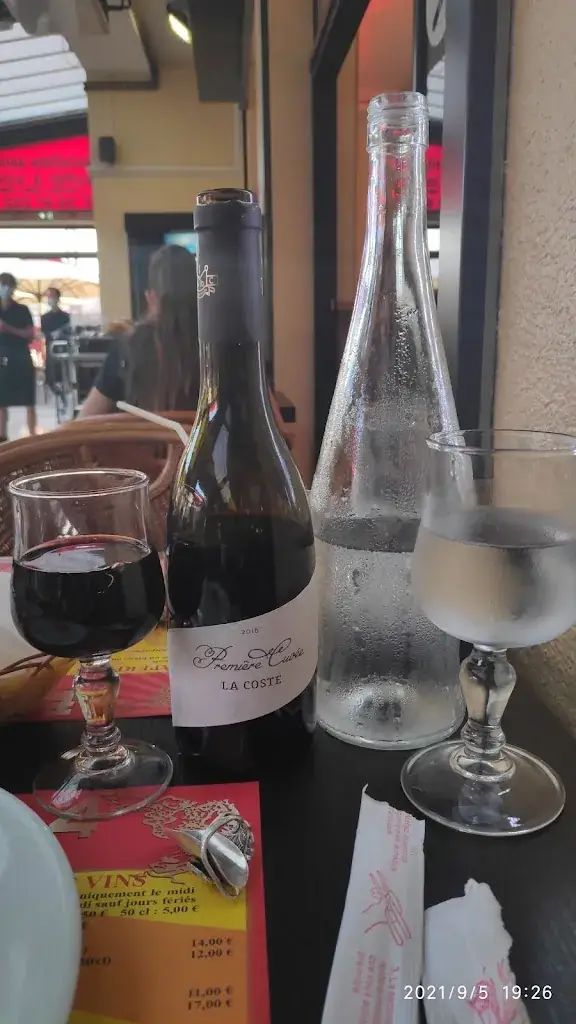 Theressa Ndati_Le Pacifique 4_Marseille_review