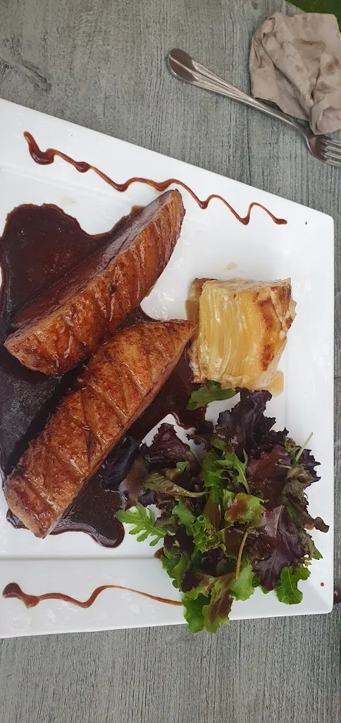 Sandrine Gonzalez_Restaurant L'oliveraie_Farlède_review