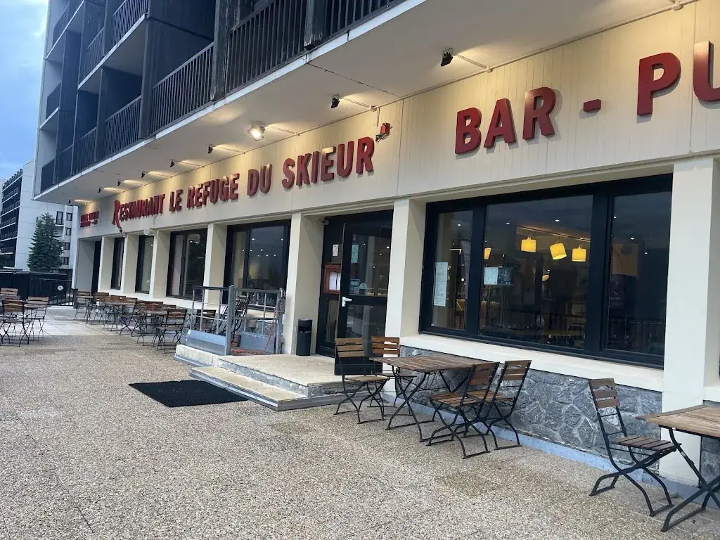 Le Refuge du Skieur_Arâches-la-Frasse_slider_image_1