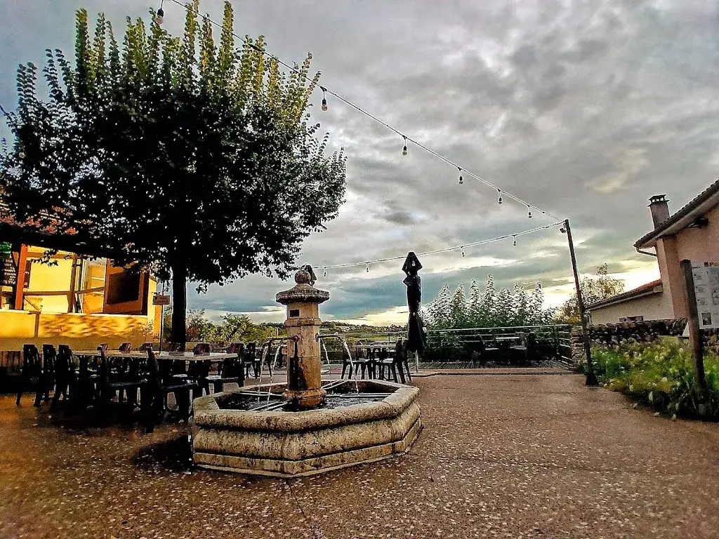 Auberge de la source_Perreux_slider_image_3