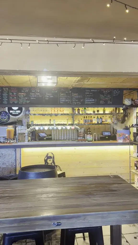 Kevin Marguier_L'abbaye - Bar et Cave à Bière_Fare-les-Oliviers_review