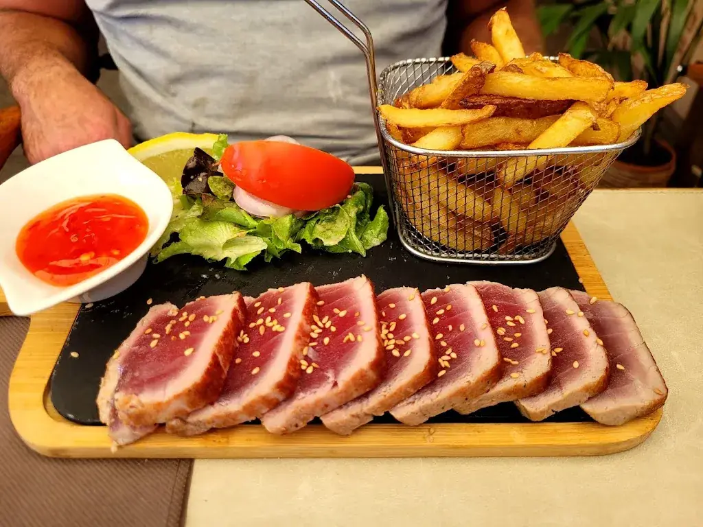 Menu_Au petit creux restaurant sur place_Fare-les-Oliviers_immagine_2