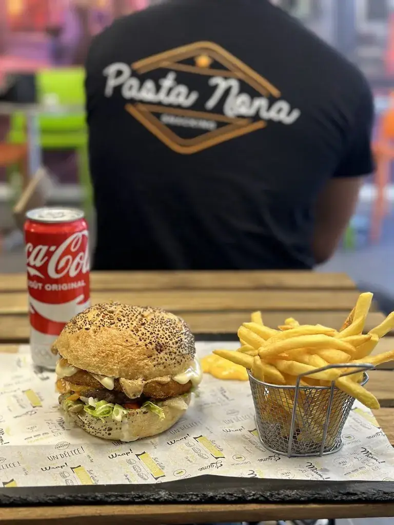 Pasta Nona_Fare-les-Oliviers_slider_image_3