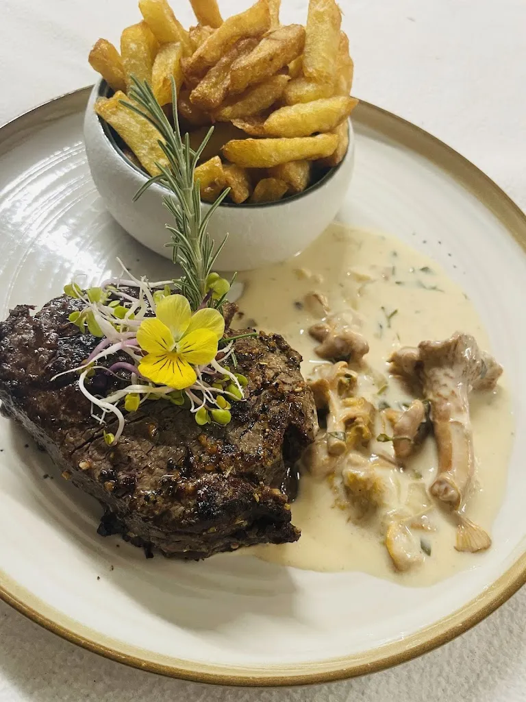 Le Romarin - Restaurant provençal contemporain - Cuisine maison - Viandes de bœuf premium_Colle-sur-Loup_slider_image_3