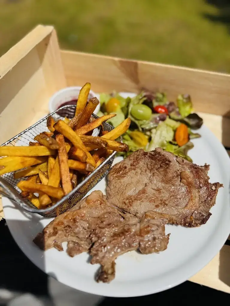 Brasserie La Rocadine_Perreux_slider_image_2