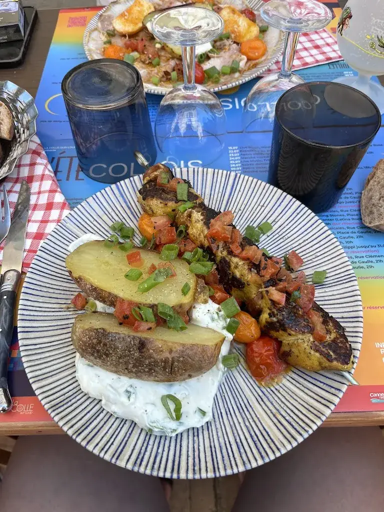 F D._Père Mozart_Colle-sur-Loup_review