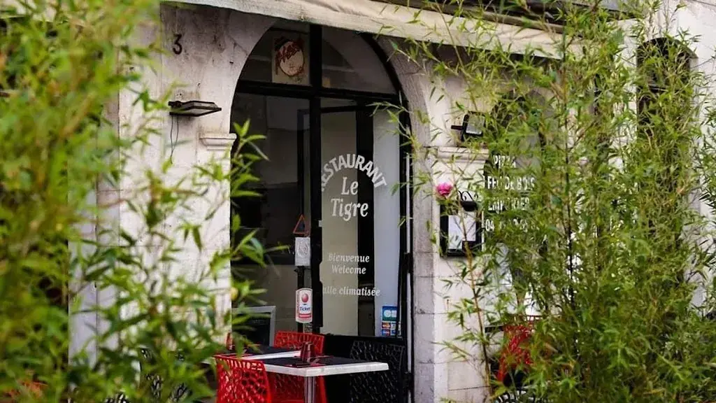 Le Tigre_Colle-sur-Loup_slider_image_1