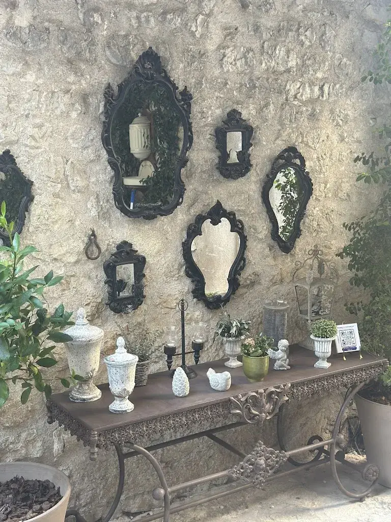 Sara Guterres_Hôtel L'Abbaye_Colle-sur-Loup_review