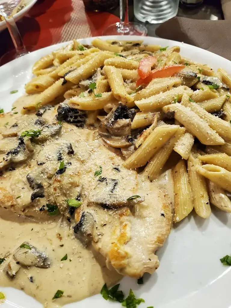 C'est Line_Chez PP_Marseille_review