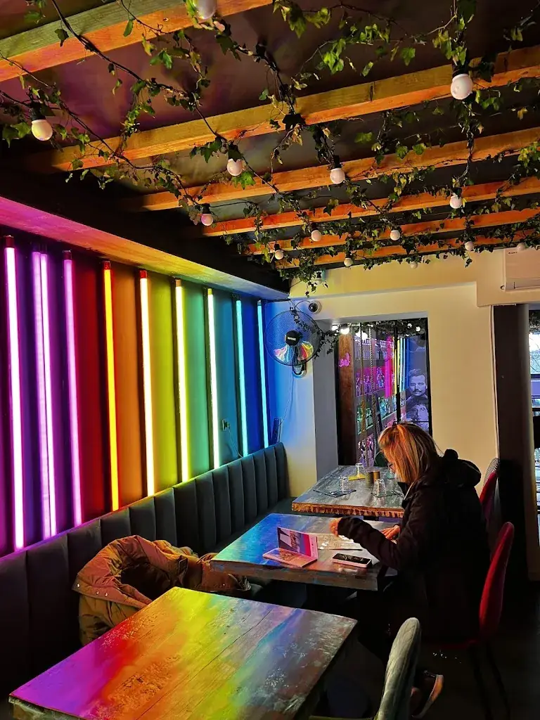 Maddie Bowman_Le Comptoir de la Joliette_Marseille_review