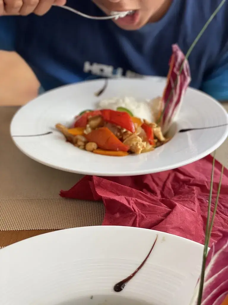 AA R_Le Petit Freinet_Garde-Freinet_review