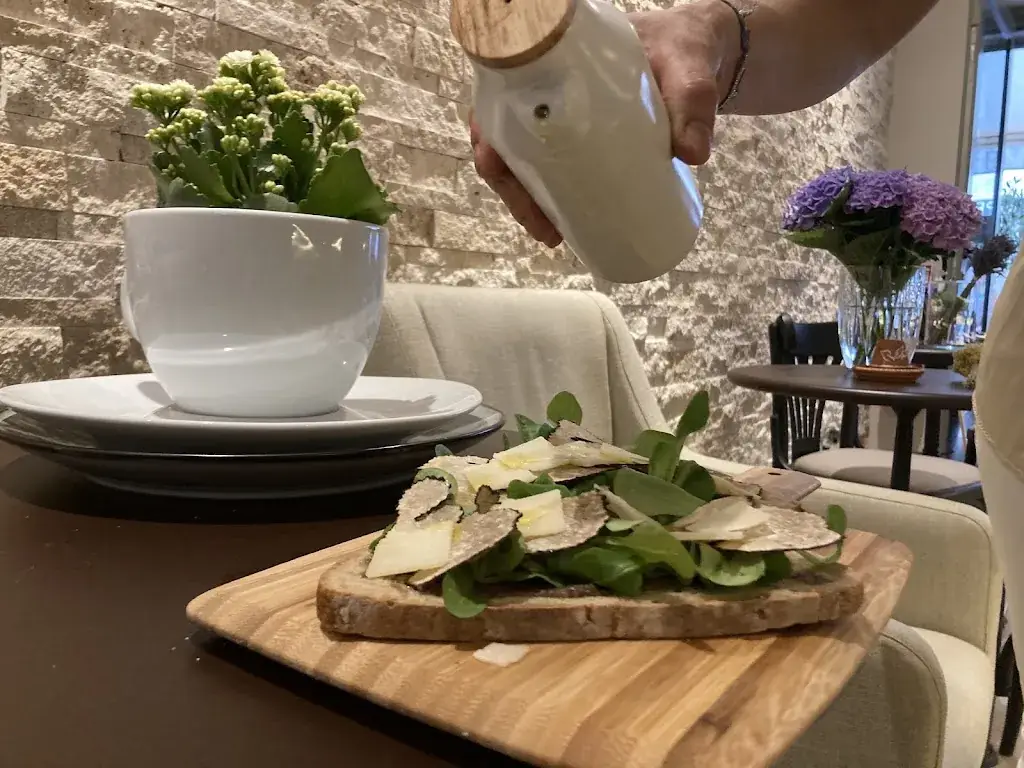 Vie la Joie_Garde-Freinet_slider_image_2