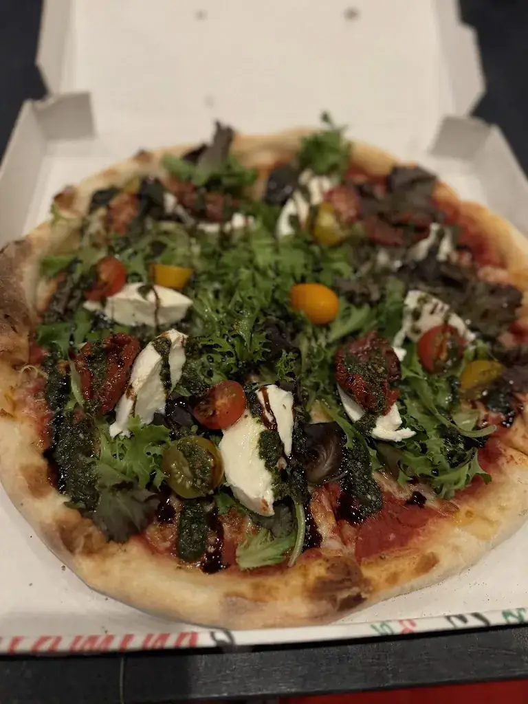 Perrine van Hoesel_Pizza l'Escapade_Garde-Freinet_review