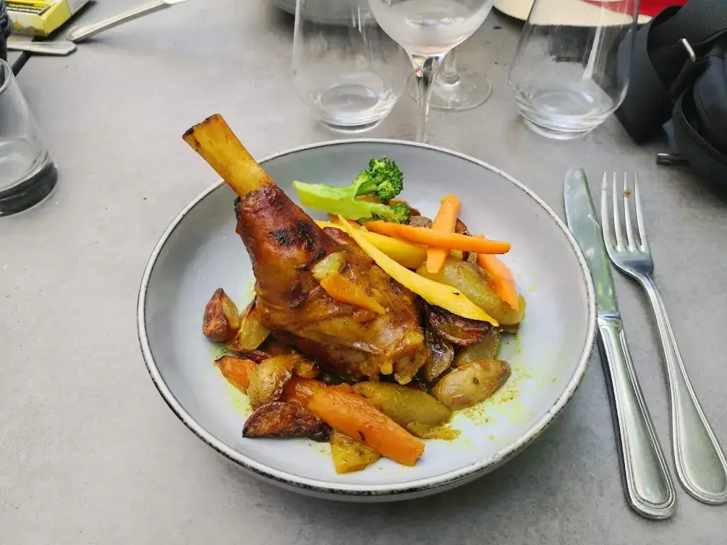 Menu_La Tour Du Plan_Plan-de-la-Tour_image_7