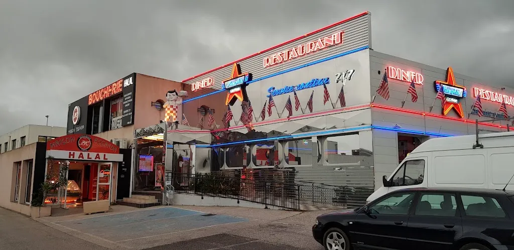 roel kupermobiel_Memphis - Restaurant Diner_Garde_review