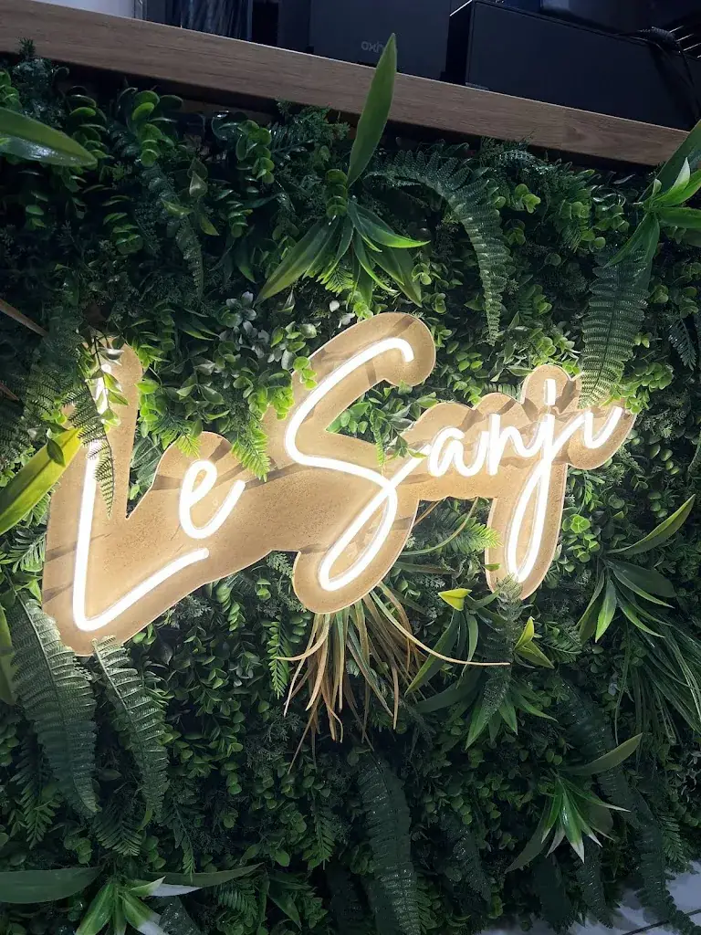 Alexandra Midnight_LE SANJI - smash burger_Garde_review