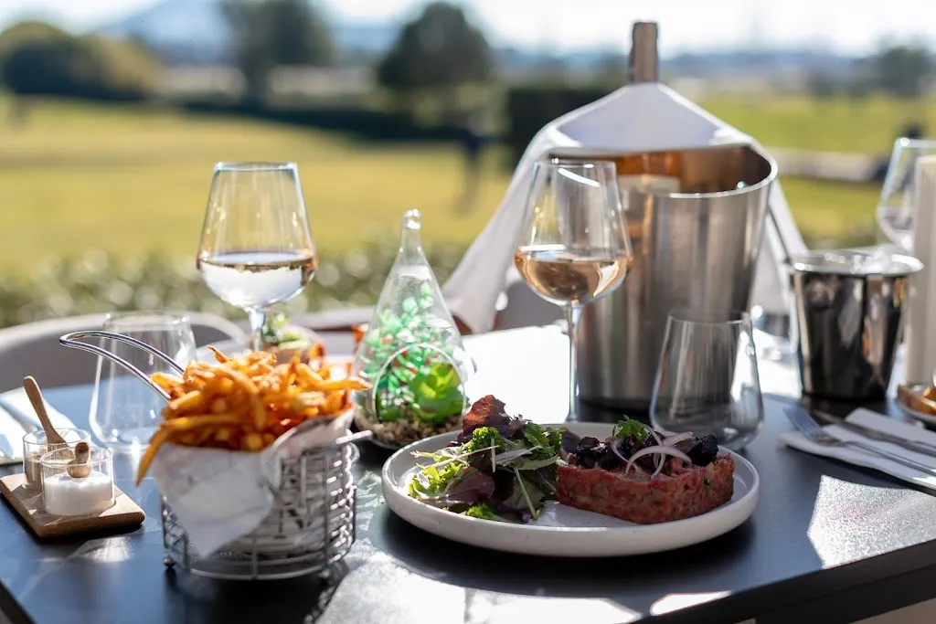 Moma Restaurant - Golf de Valgarde_Garde_slider_image_2