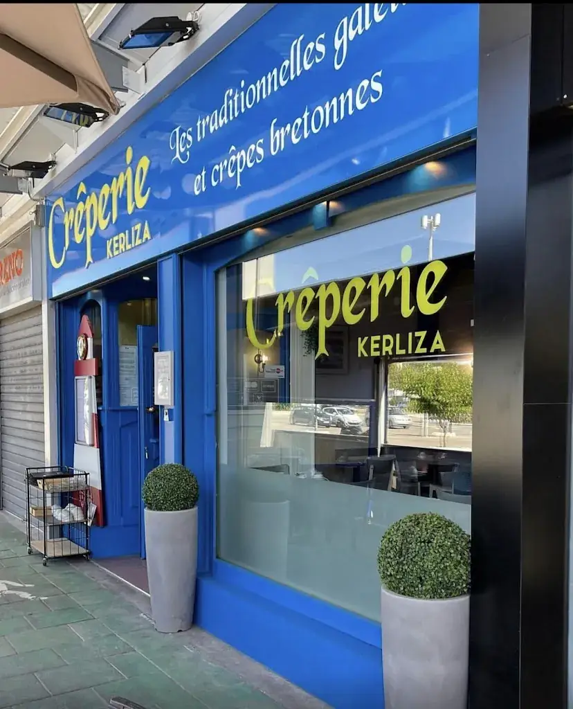 Crêperie KERLIZA_Garde_slider_image_1
