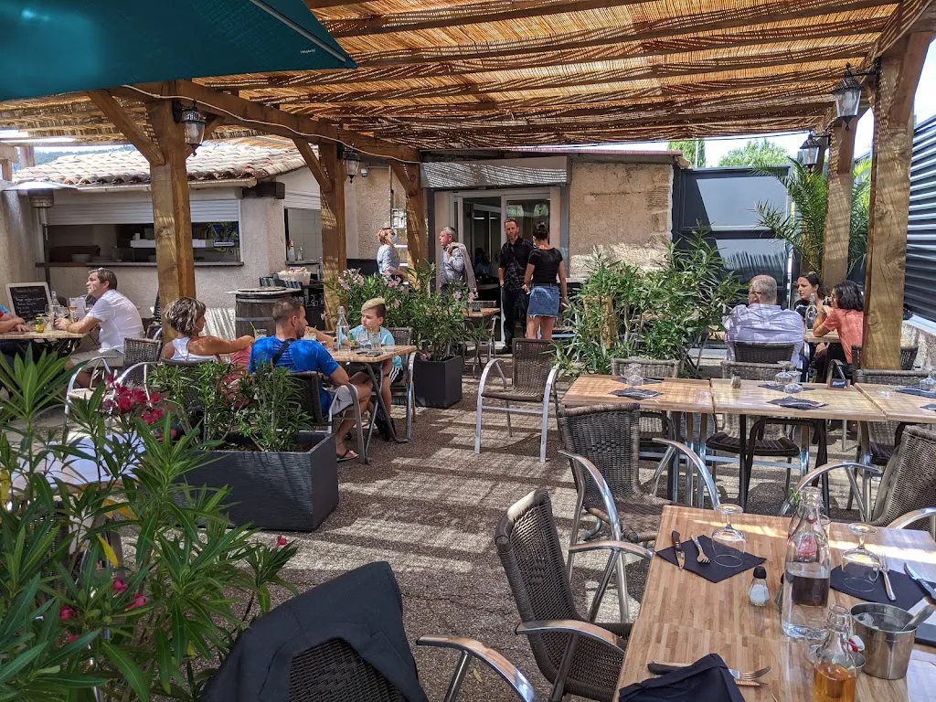 Comme A la Maison restaurant in Penne-sur-Huveaune