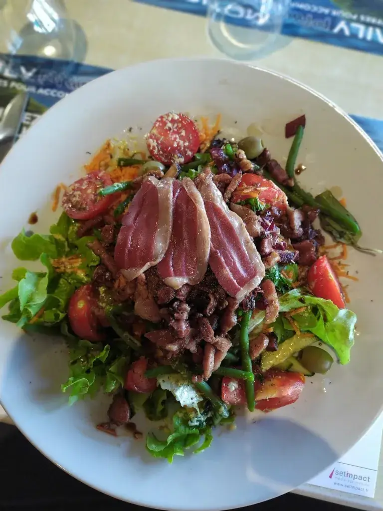 Cyril Lag_Brasserie Le Bayern_Perreux_recensione