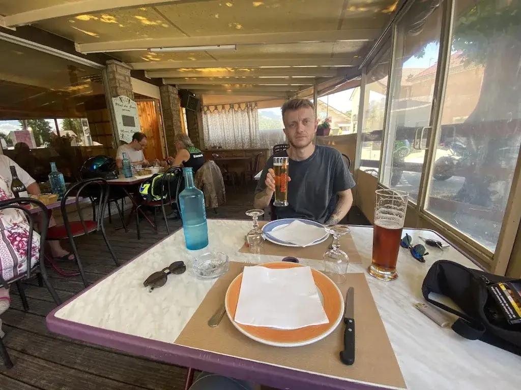 Le Petit Buëch Bar Restaurant ristorante a Roche-des-Arnauds