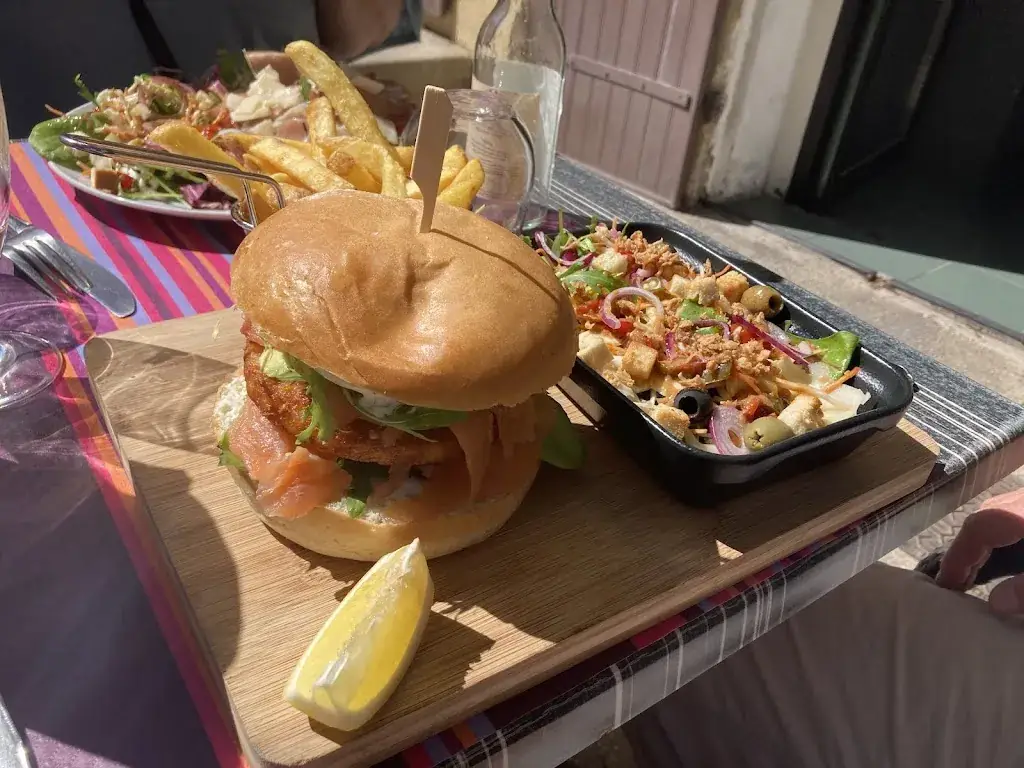 Brasserie Au Tandem_Roque-d'Anthéron_slider_image_3