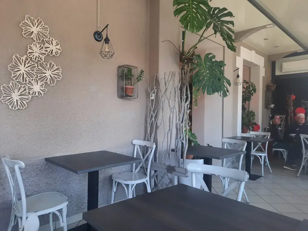 Kadz Z_LE COUAC_Poisy_recensione