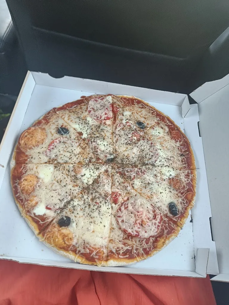 Constance Perez_Mickoupizza_Roque-d'Anthéron_avis