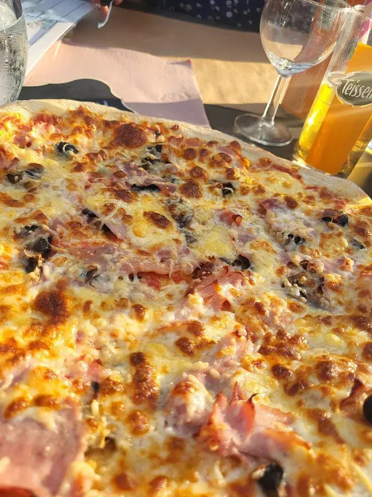 Gauthier JG_LE RESTO DES ISCLES_Roque-d'Anthéron_review