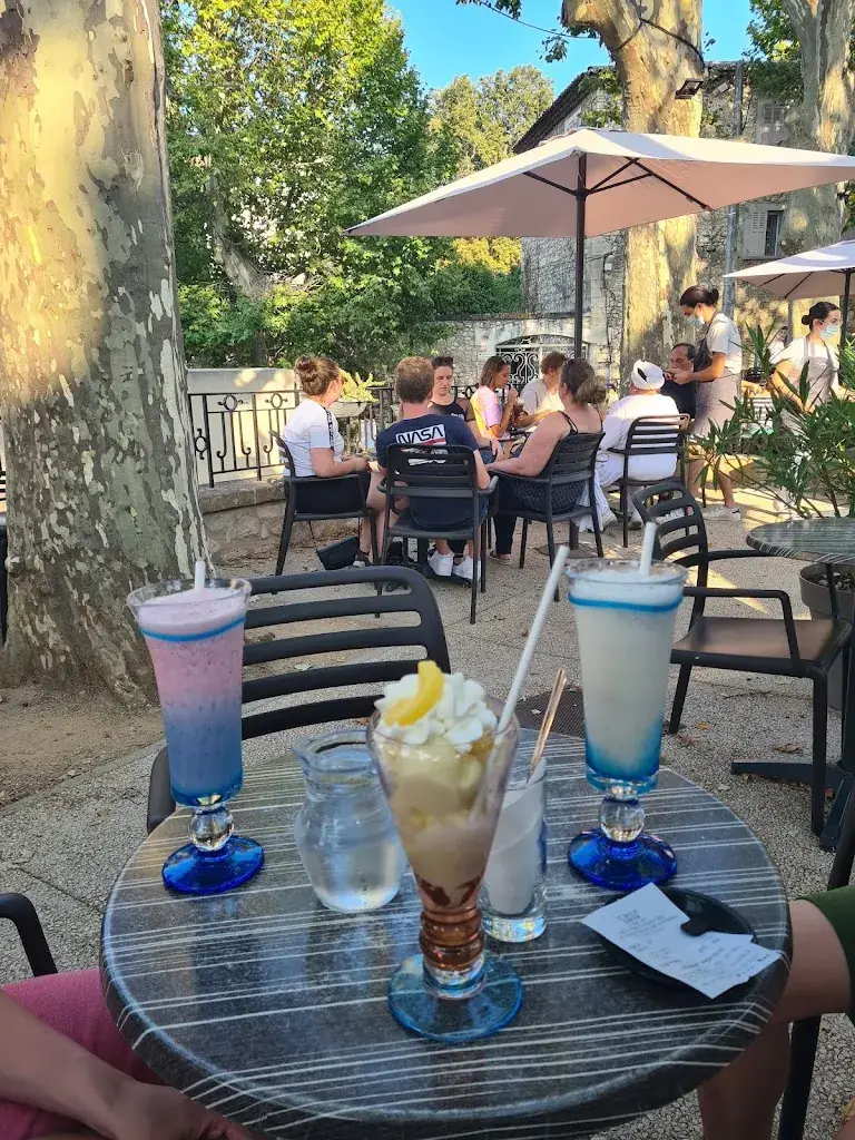 Menu_Glacier le Quillé_Roque-d'Anthéron_immagine_7