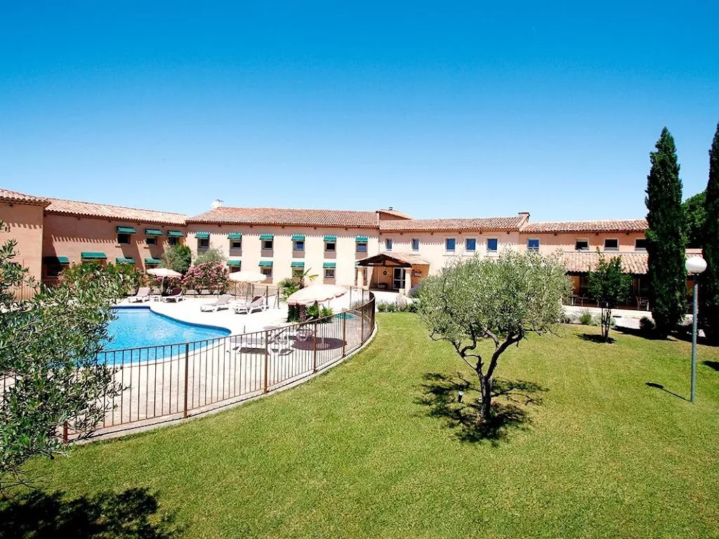 Logis Hôtel le Mas de Jossyl restaurant in Roque-d'Anthéron