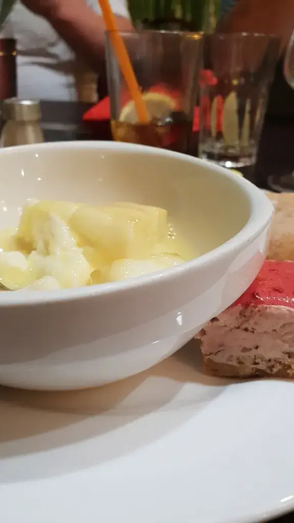 Alexandru Ionel Bogdan_Restaurant Le Pacifique La Pomme 金蕟楼 特色中餐_Marseille_review