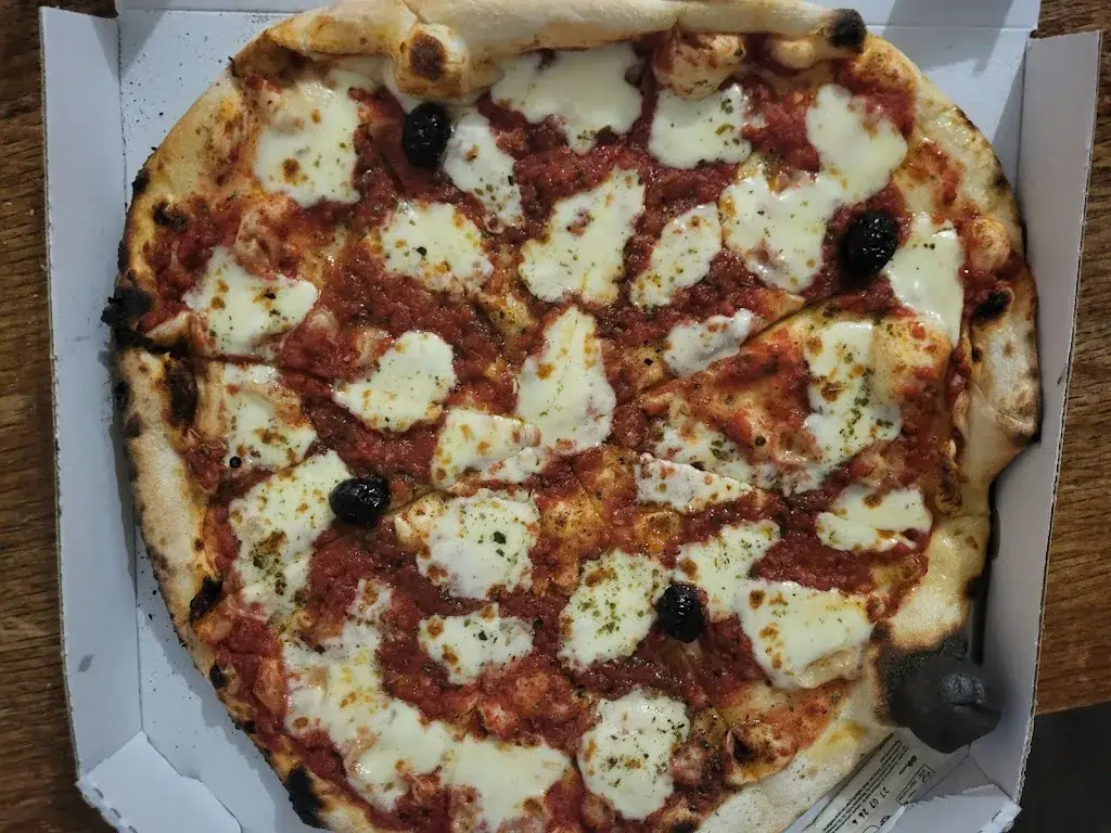 Menu_La Vieille Pelle. Pizzeria_Marseille_image_6