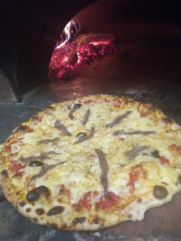 Menu_La Vieille Pelle. Pizzeria_Marseille_image_7