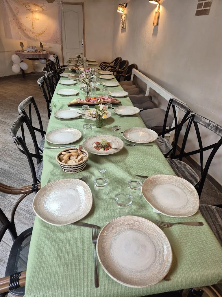 Aurelie ian_Sa Mesa Sarda_Marseille_review