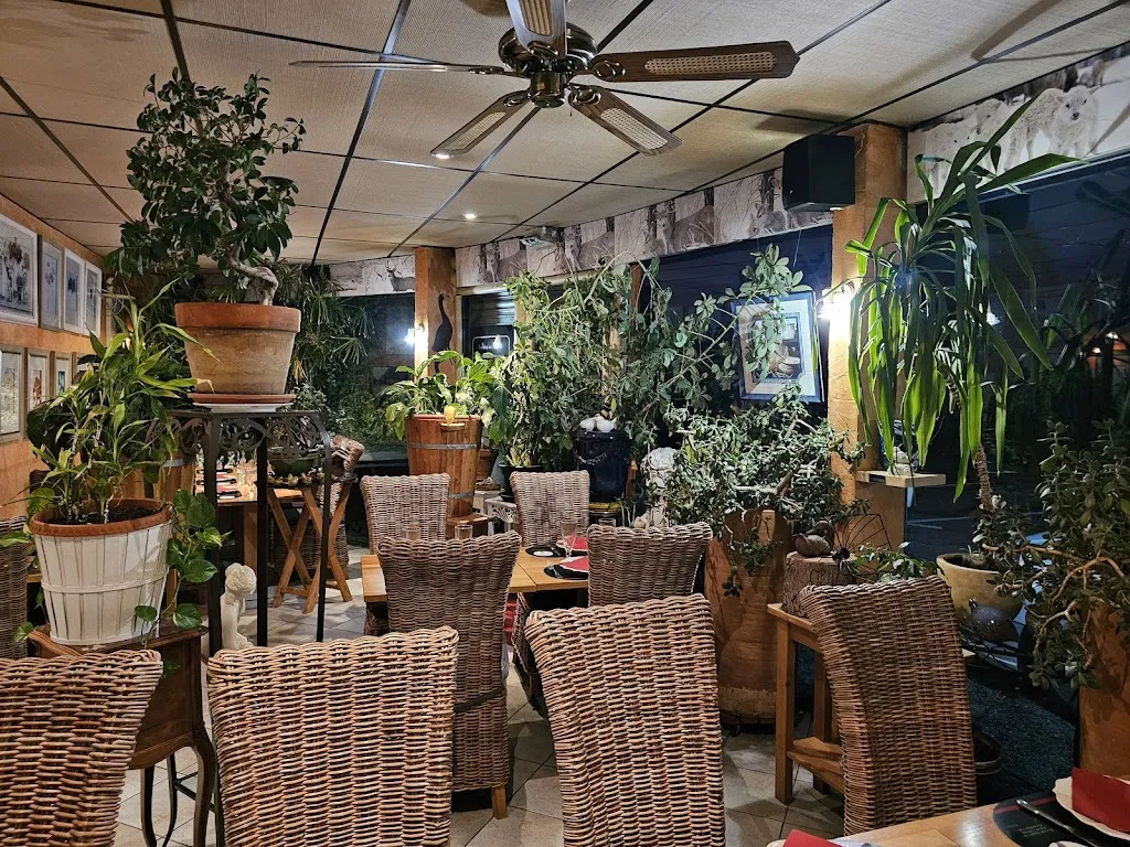 L'Orangerie_Poisy_slider_image_3