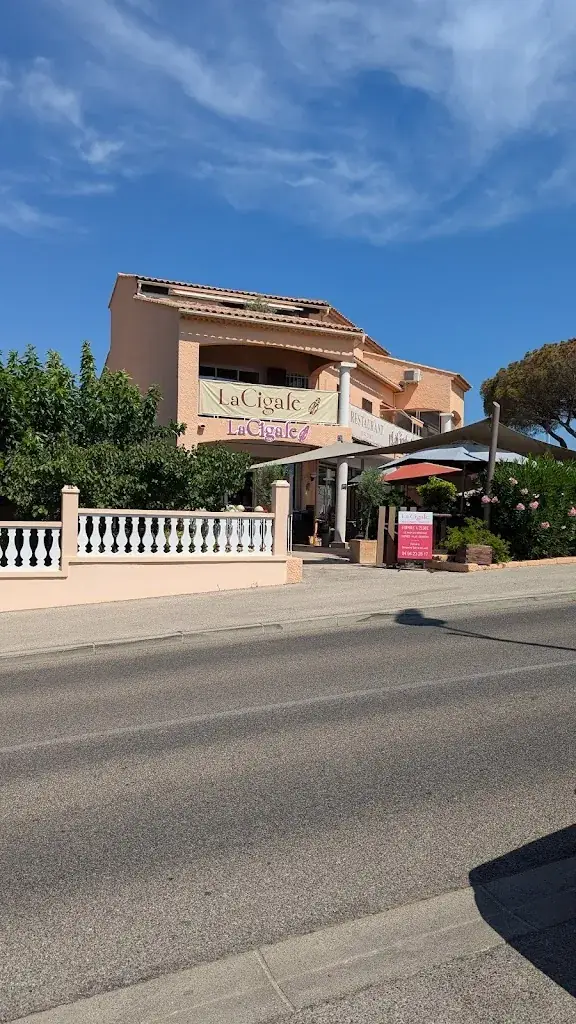 Maxim Shumilov_La Cigale_Londe-les-Maures_recensione