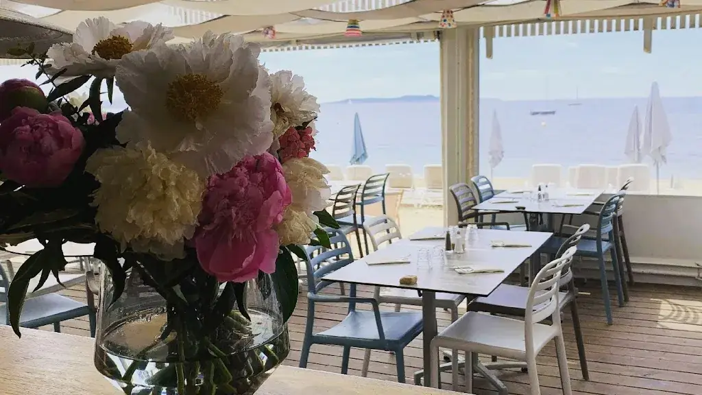 Côté Plage restaurant in Londe-les-Maures