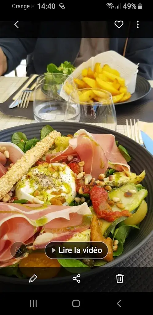 flore de torres_Le Gala_Londe-les-Maures_recensione