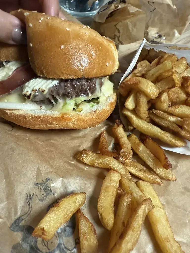 Marjory Clerc_Le Burger Fou La Londe-les-Maures_Londe-les-Maures_recensione