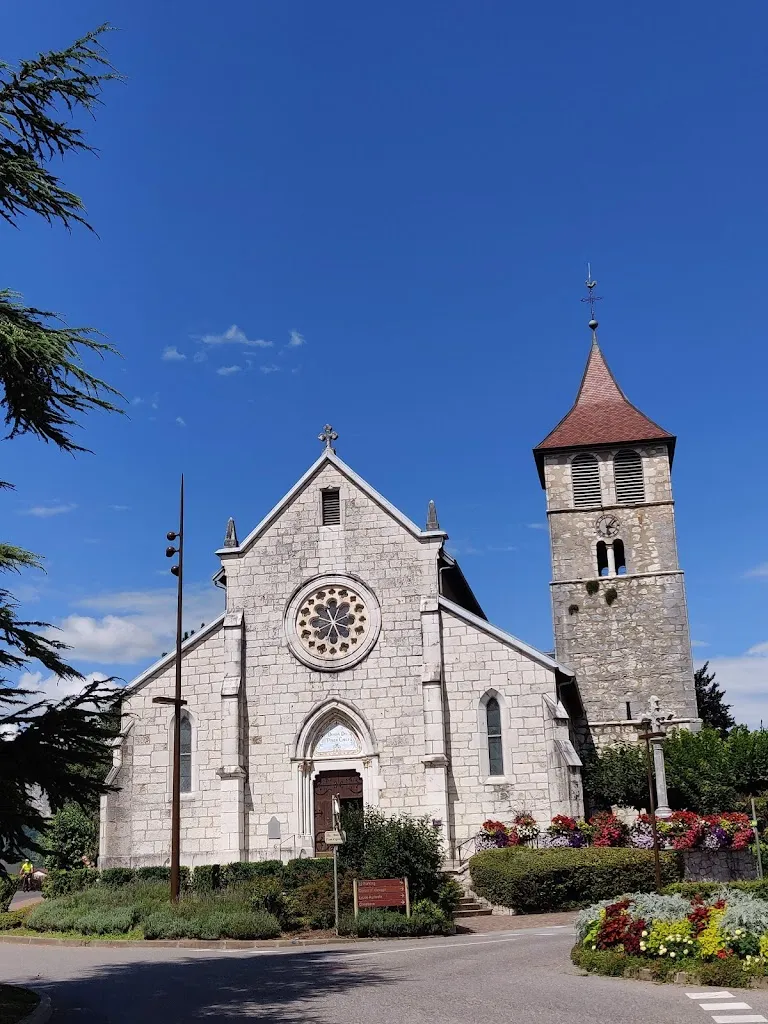 Café de la place POISY ristorante a Poisy