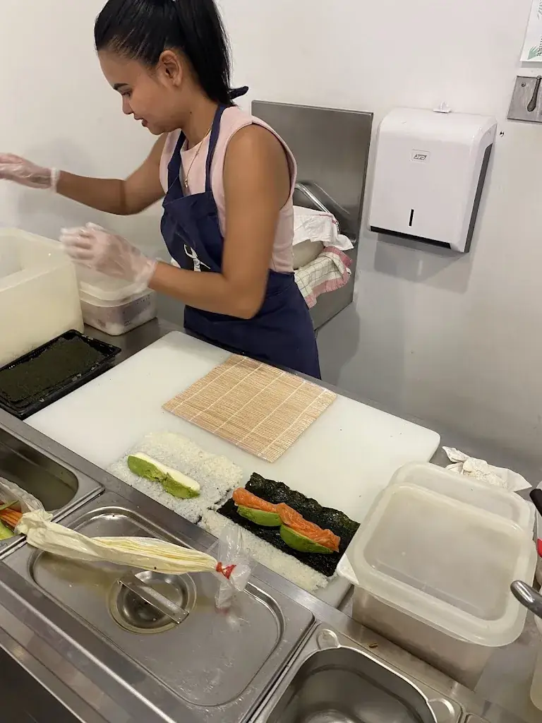 Vincent Nijs_La Thailondaise_Londe-les-Maures_review