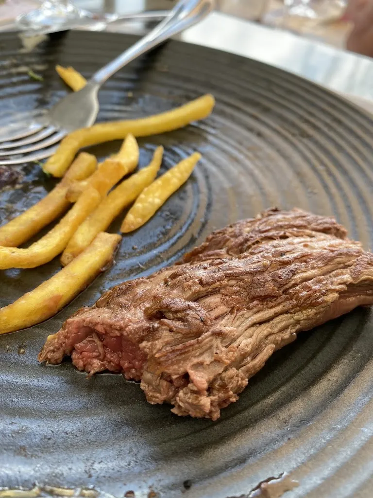 Karim Sakhibgareev_Poivr'Sel_Londe-les-Maures_review