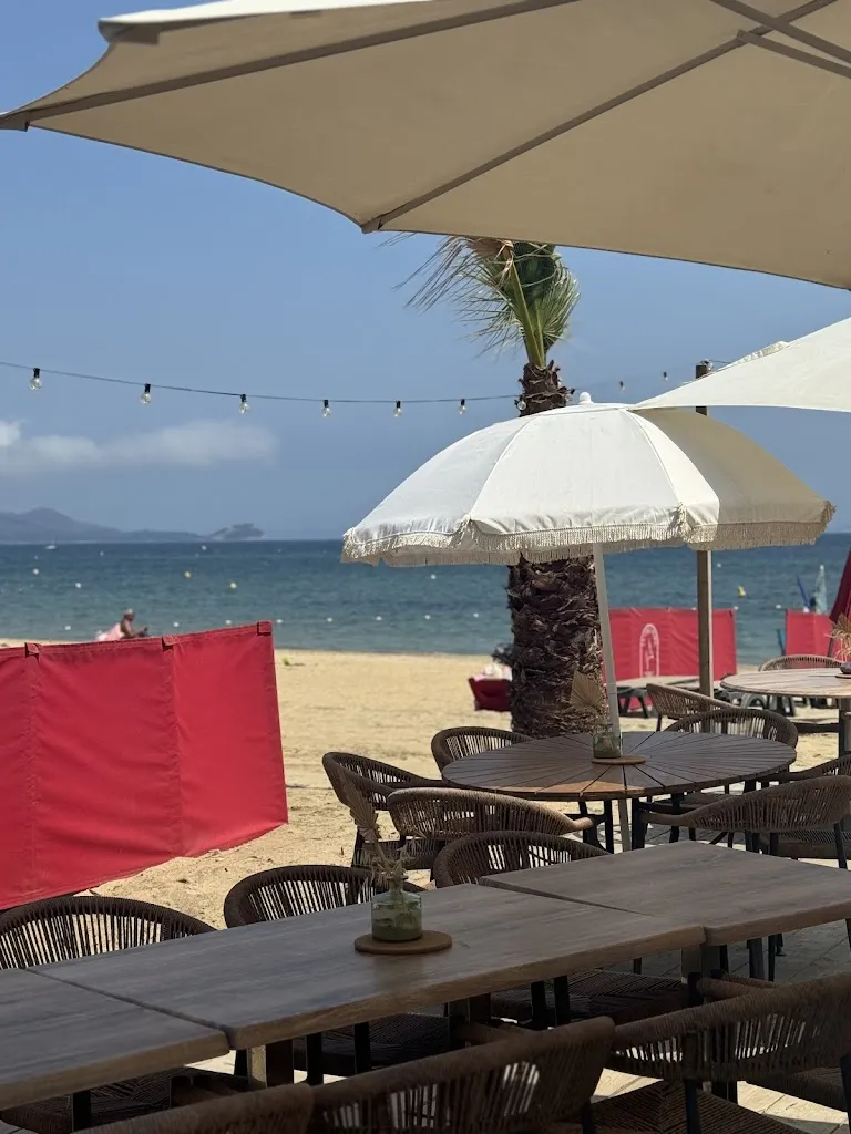 La Voile Plage_Londe-les-Maures_slider_image_1