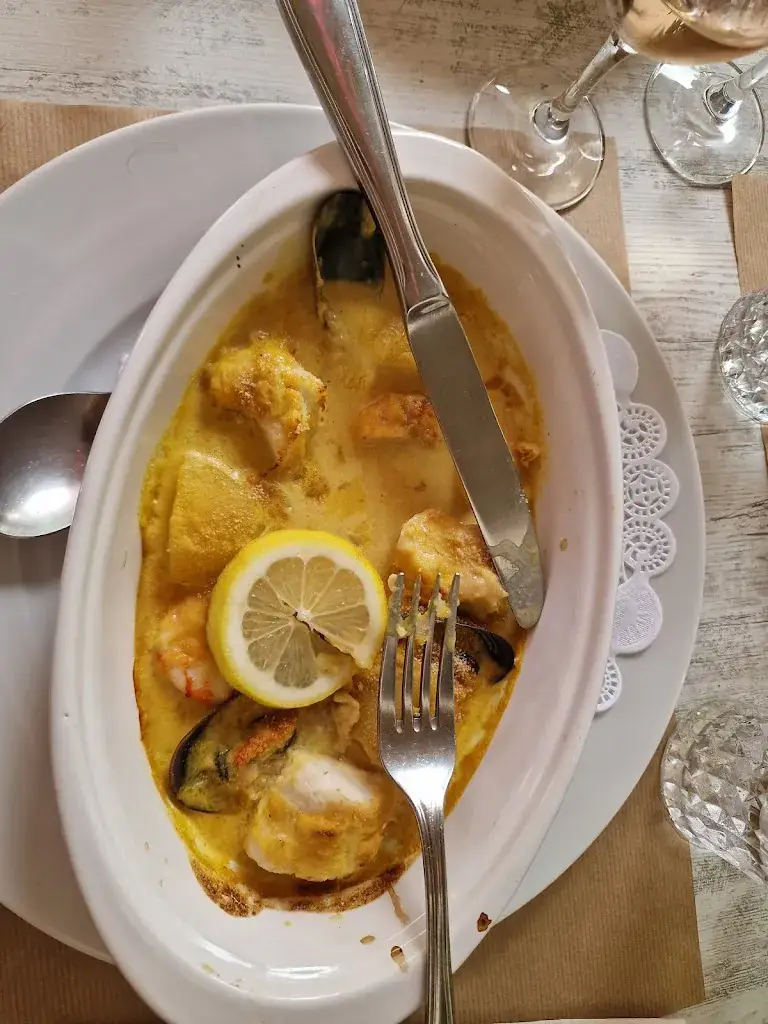 Solene Maillotte_Chez Philippe Et Muriel_Bormes-les-Mimosas_review