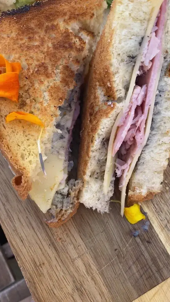 Mimi Brunch Restaurant_Roquette-sur-Siagne_slider_image_2